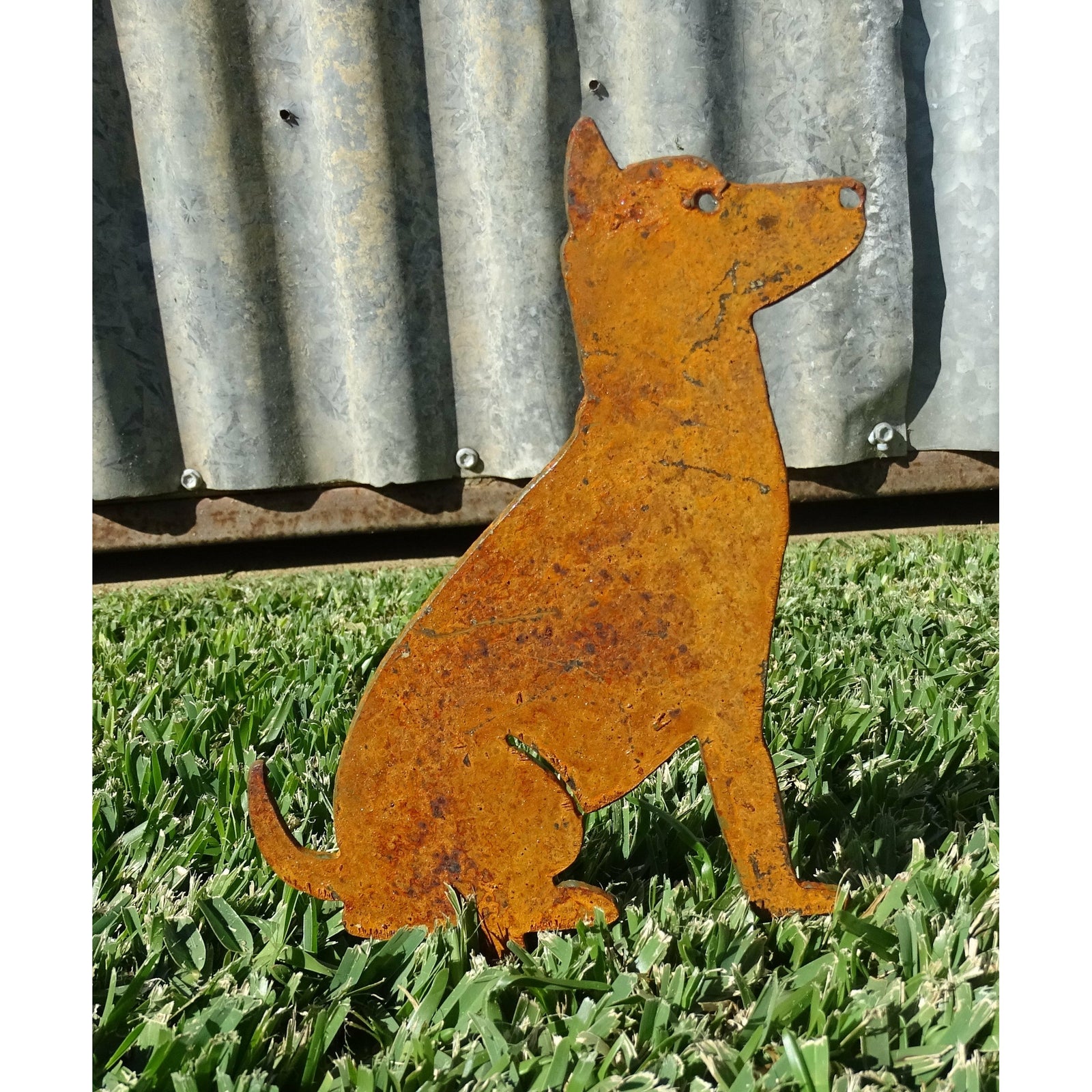 Sitting Dog Metal Garden Art-Old n Dazed