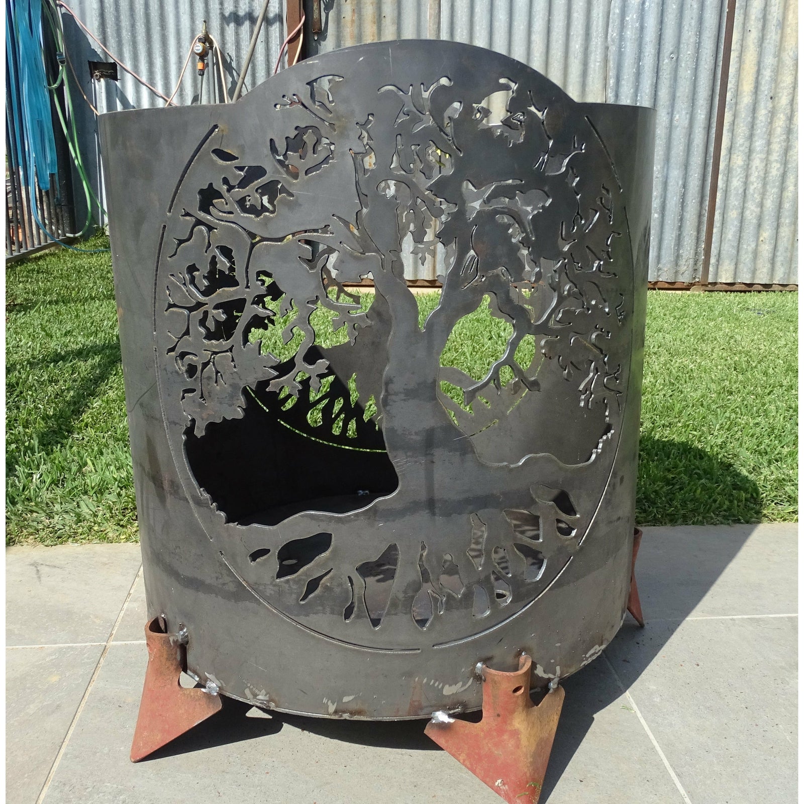 Tree of Life Round Fire Pit-Old n Dazed